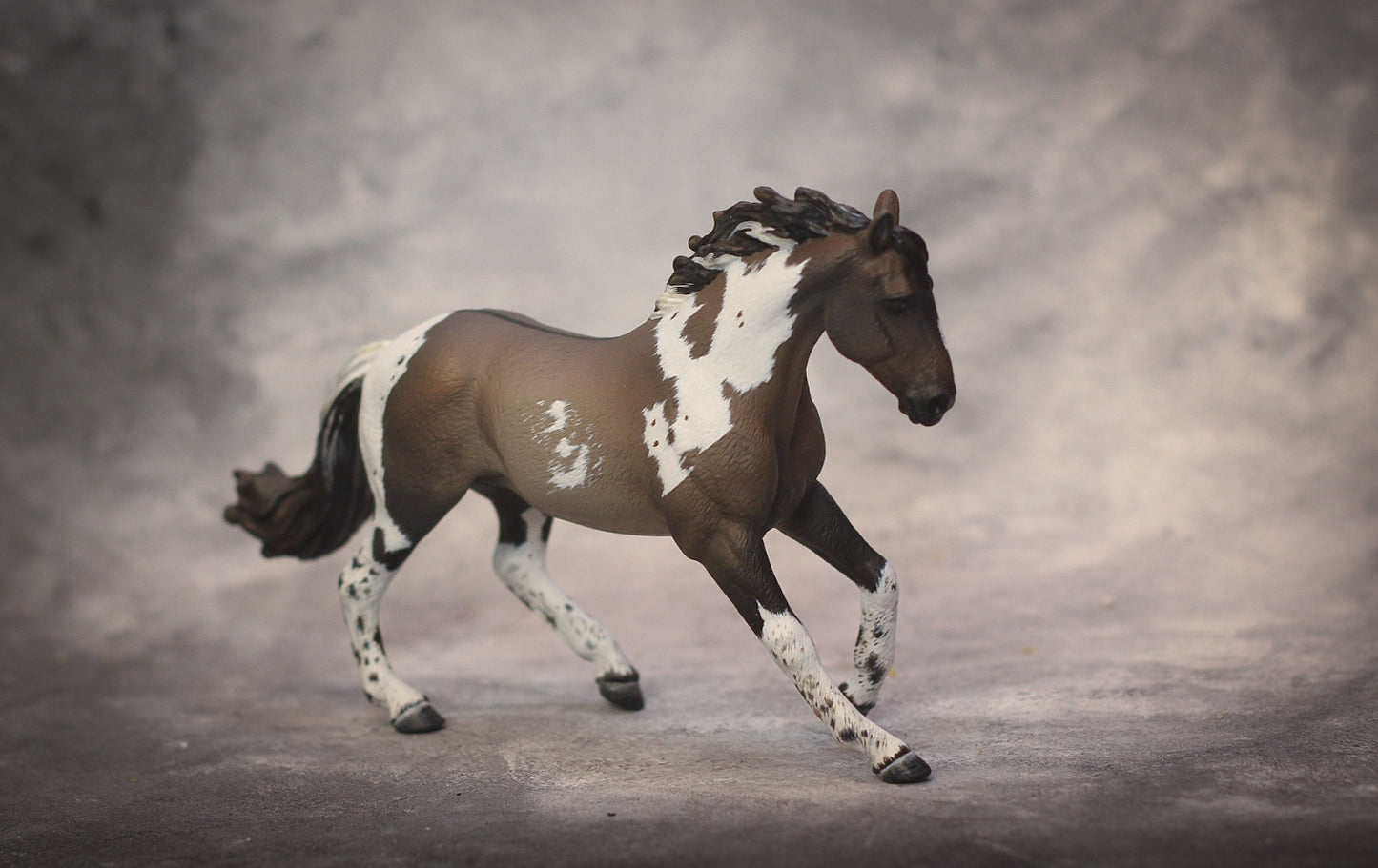 Schleich repaint Grullo paint